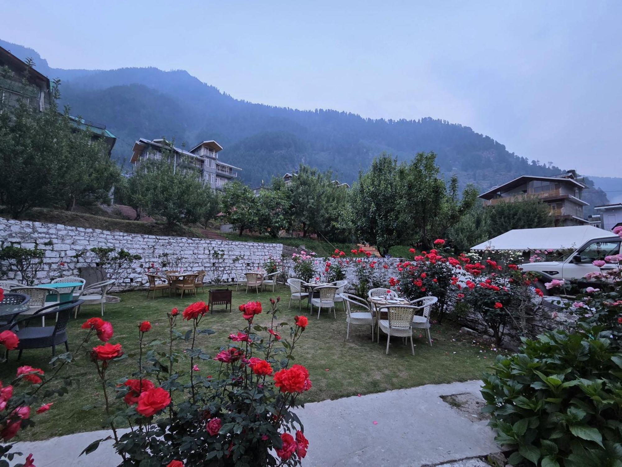 Hill River Resort By West Western Manāli Εξωτερικό φωτογραφία
