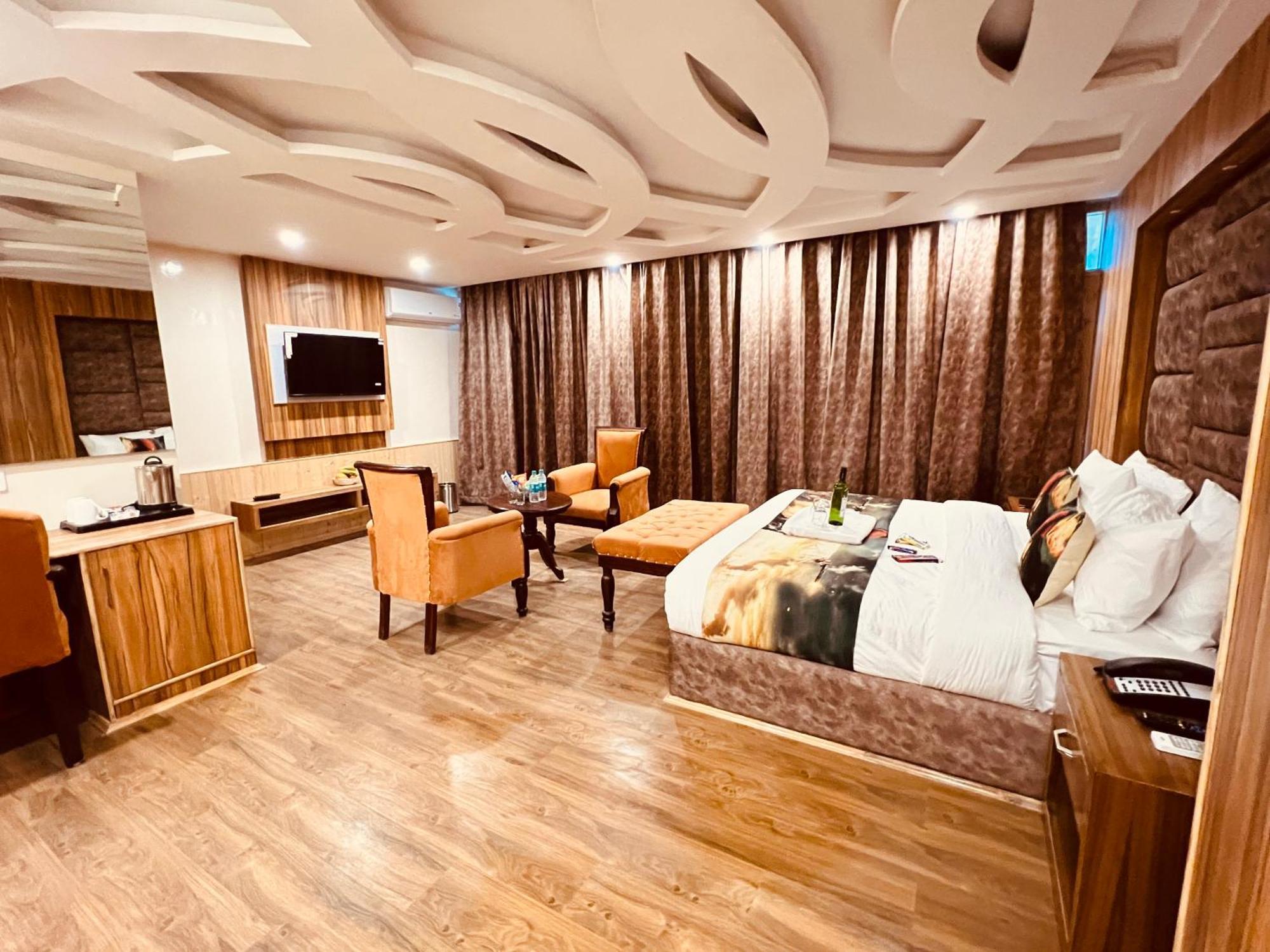 Hill River Resort By West Western Manāli Εξωτερικό φωτογραφία