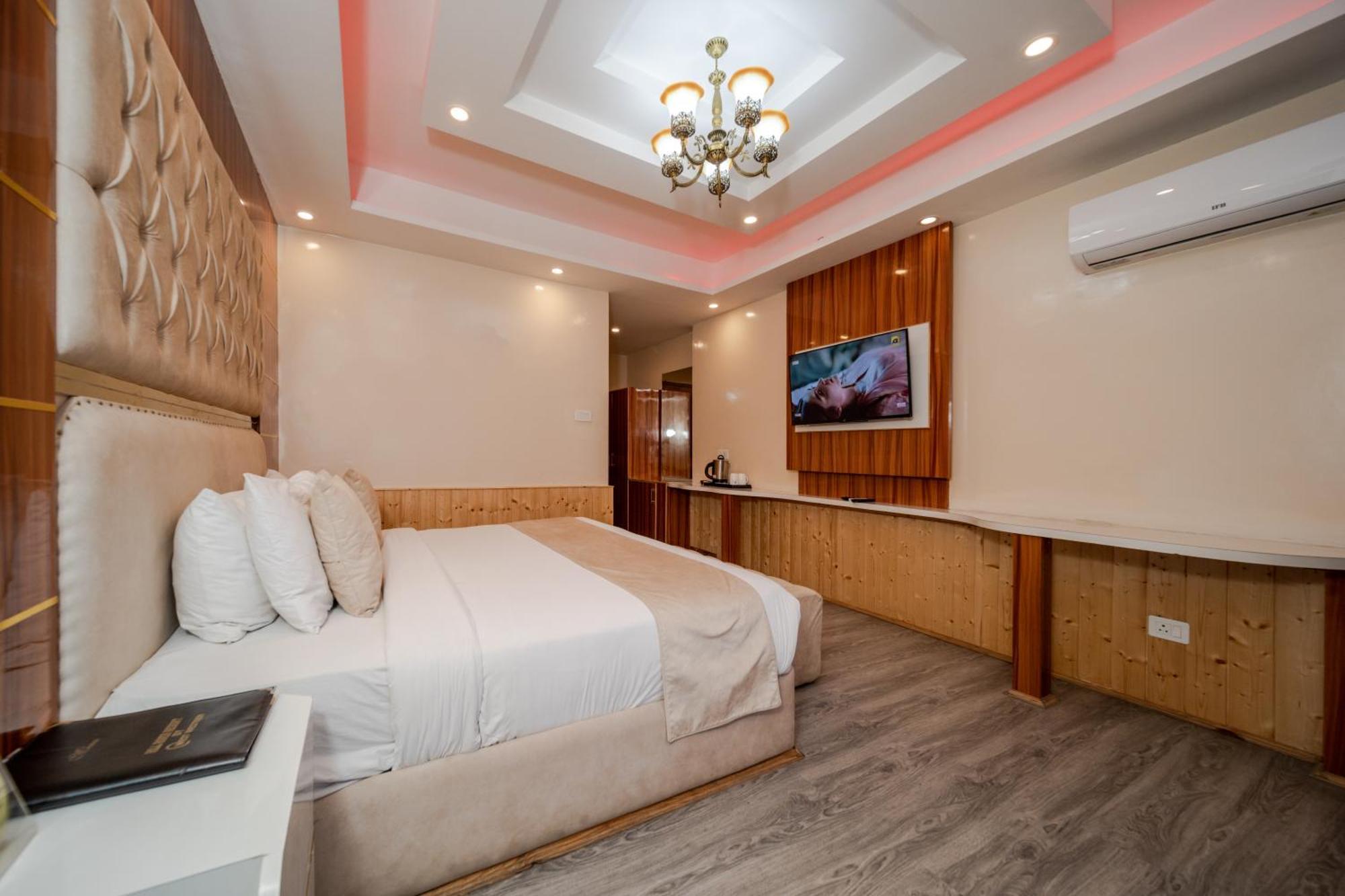 Hill River Resort By West Western Manāli Εξωτερικό φωτογραφία