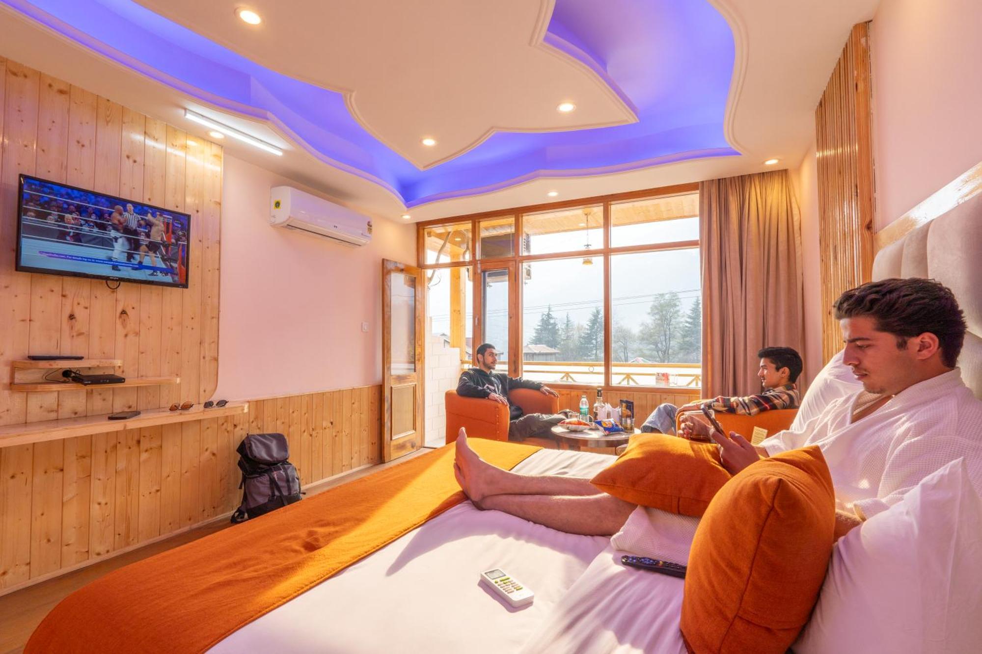 Hill River Resort By West Western Manāli Εξωτερικό φωτογραφία